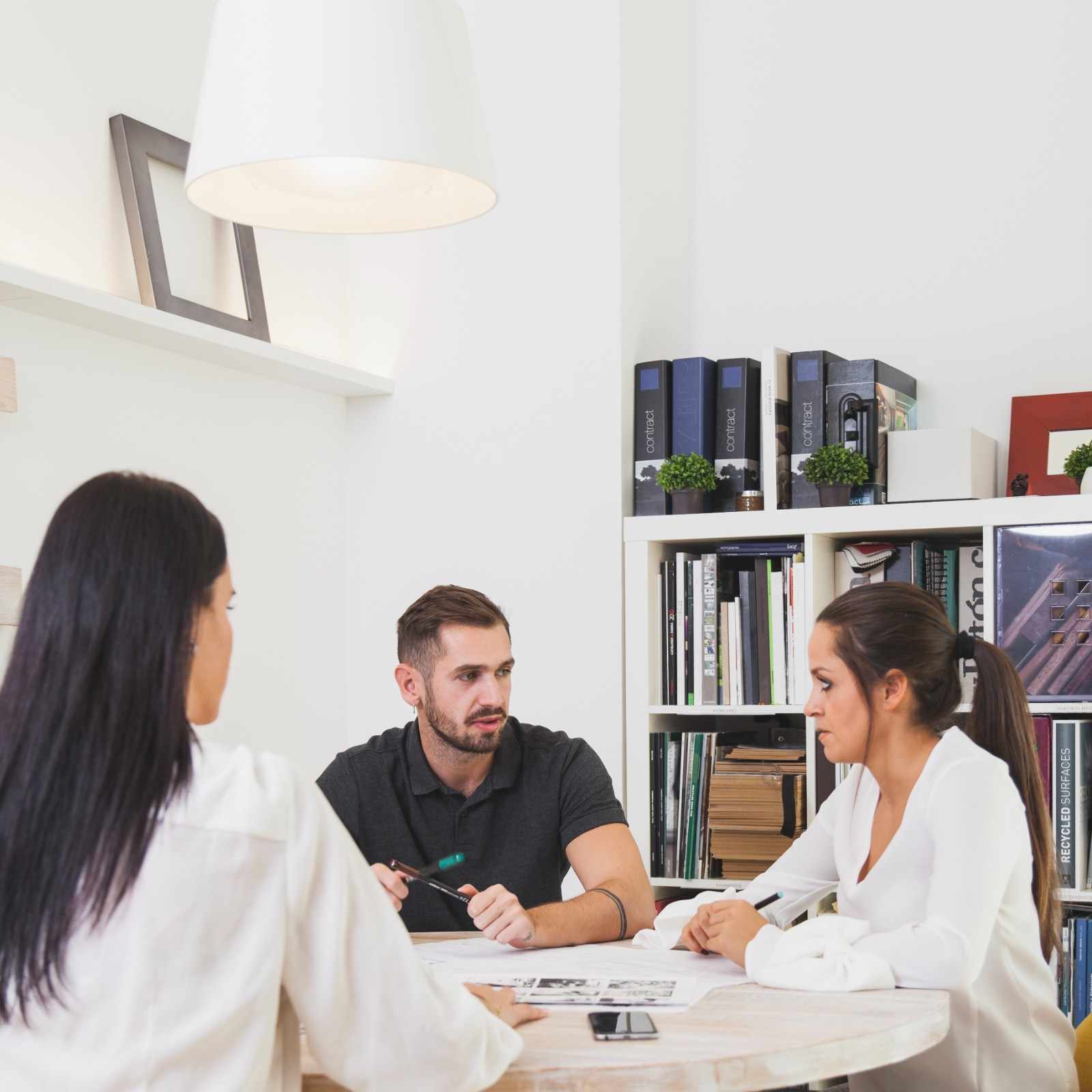 Employee Management — Meera Consulting