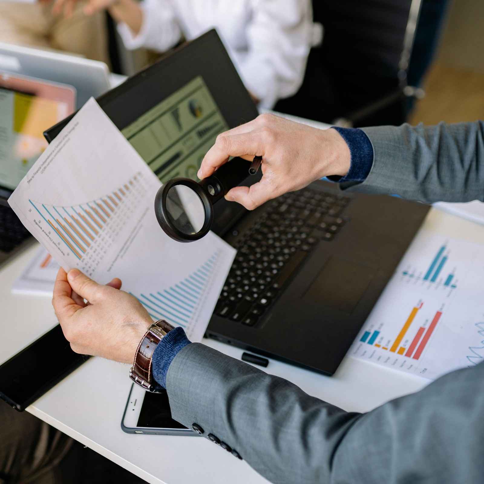 Executive Search — Meera Consulting